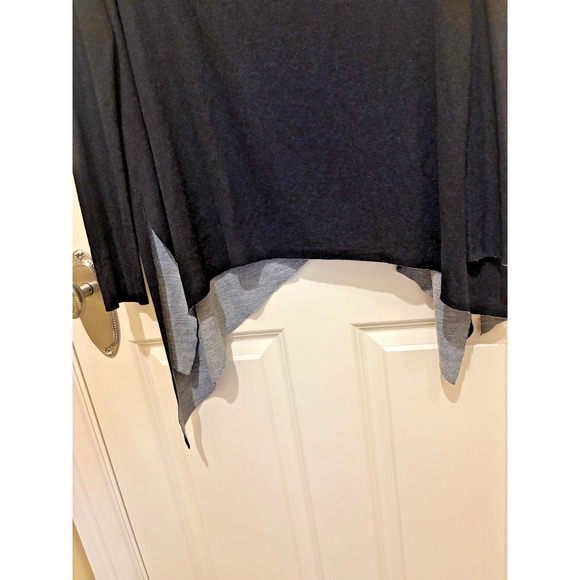 KLD Sweater Womens Small Black Tunic Boxy Oversized raw hem dolman sleeve - Picture 3 of 4